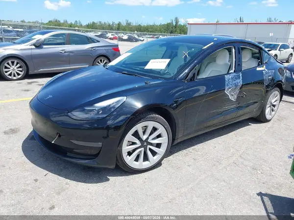 5YJ3E1EB1NF154188 2022 TESLA MODEL 3 - Image 2