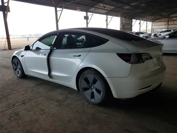 5YJ3E1EB1NF157043 2022 TESLA MODEL 3 - Image 2