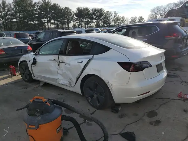 5YJ3E1EB1NF157642 2022 TESLA MODEL 3 - Image 2