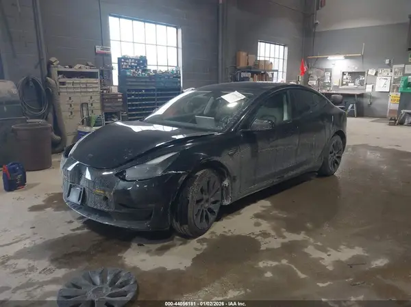 5YJ3E1EB1NF160511 2022 TESLA MODEL 3 - Image 2