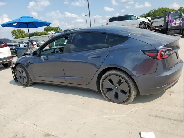 5YJ3E1EB1NF174053 2022 TESLA MODEL 3 - Image 2