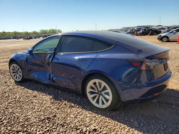 5YJ3E1EB1NF174604 2022 TESLA MODEL 3 - Image 2