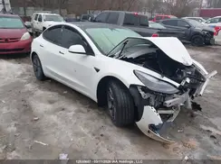 5YJ3E1EB1NF175977 2022 TESLA MODEL 3