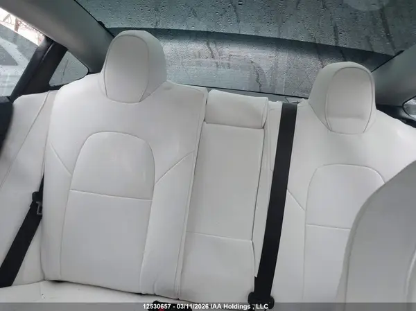 5YJ3E1EB1NF175977 2022 TESLA MODEL 3 - Image 8