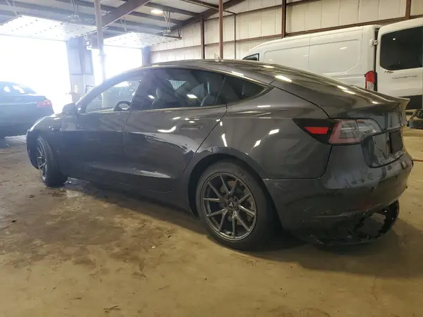5YJ3E1EB1NF178071 2022 TESLA MODEL 3 - Image 2