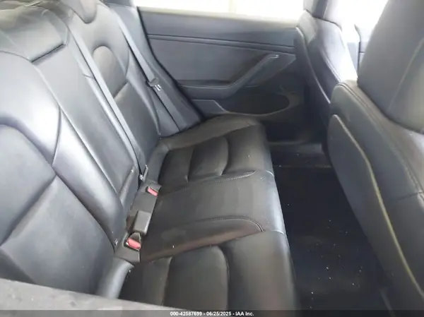 5YJ3E1EB1NF186090 2022 TESLA MODEL 3 - Image 8