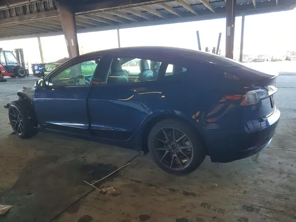 5YJ3E1EB1NF187532 2022 TESLA MODEL 3 - Image 2