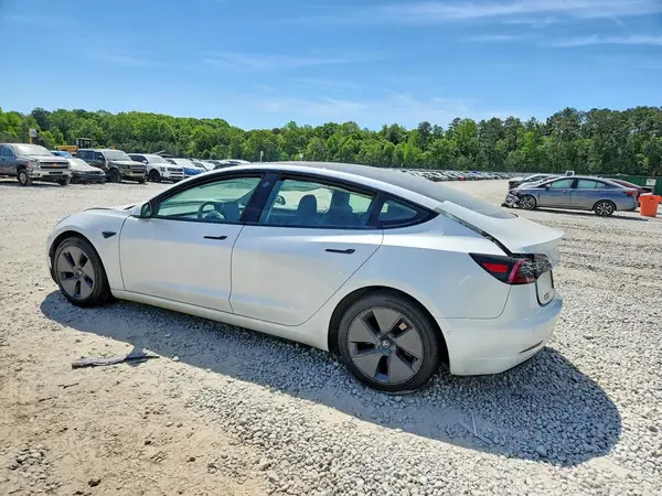 5YJ3E1EB1NF189118 2022 TESLA MODEL 3 - Image 2