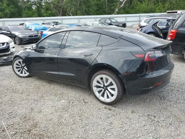 5YJ3E1EB1NF189197 2022 TESLA MODEL 3 - Image 2