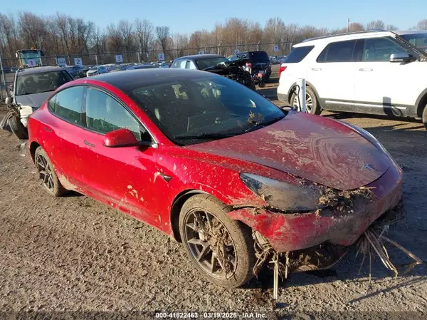 5YJ3E1EB1NF189751 2022 TESLA MODEL 3 - Image 1