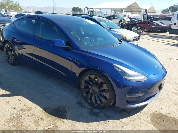 5YJ3E1EB1NF190298 2022 TESLA MODEL 3 - Image 1