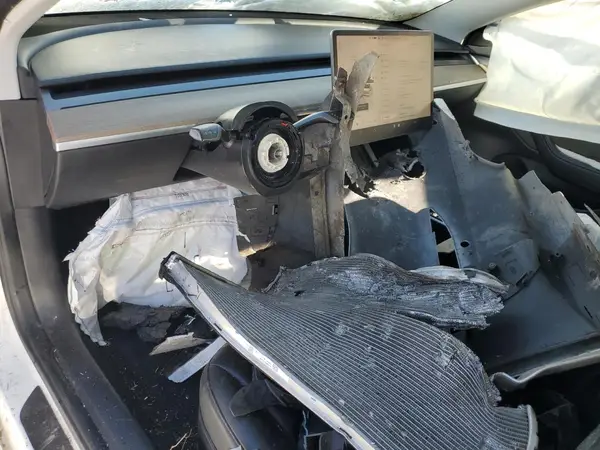 5YJ3E1EB1NF190964 2022 TESLA MODEL 3 - Image 8