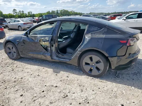 5YJ3E1EB1NF192262 2022 TESLA MODEL 3 - Image 2