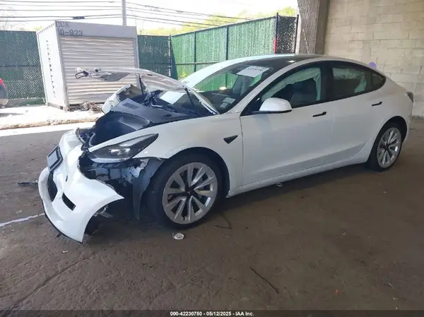 5YJ3E1EB1NF192570 2022 TESLA MODEL 3 - Image 2