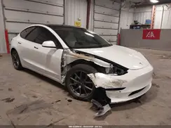 5YJ3E1EB1NF196005 2022 TESLA MODEL 3