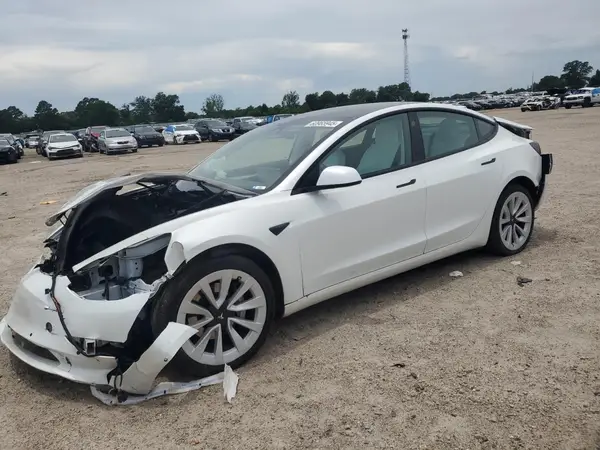 5YJ3E1EB1NF200067 2022 TESLA MODEL 3 - Image 1