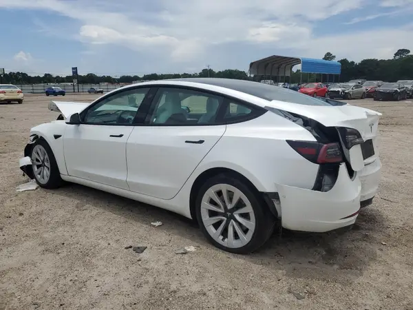 5YJ3E1EB1NF200067 2022 TESLA MODEL 3 - Image 2