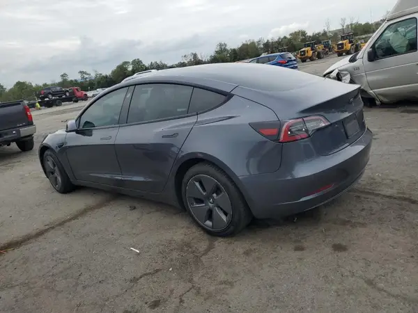 5YJ3E1EB1NF201803 2022 TESLA MODEL 3 - Image 2