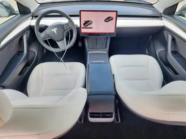 5YJ3E1EB1NF202711 2022 TESLA MODEL 3 - Image 8