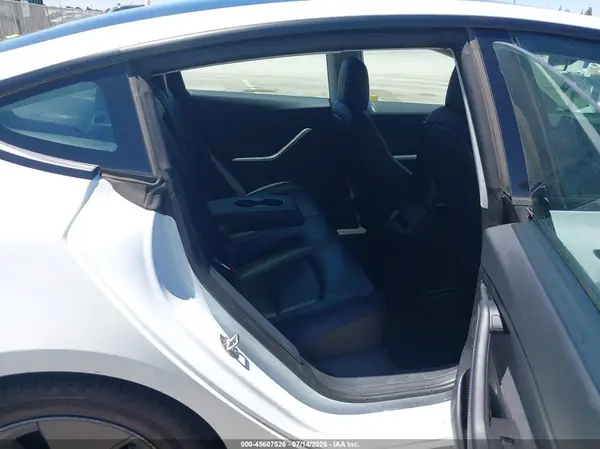 5YJ3E1EB1NF202739 2022 TESLA MODEL 3 - Image 8
