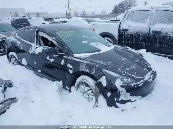 5YJ3E1EB1NF204300 2022 TESLA MODEL 3 - Image 1