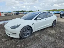 5YJ3E1EB1NF205558 2022 TESLA MODEL 3