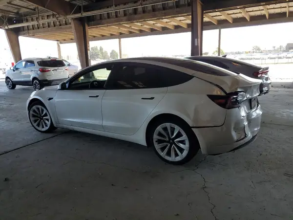 5YJ3E1EB1NF208394 2022 TESLA MODEL 3 - Image 2