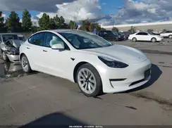 5YJ3E1EB1NF228113 2022 TESLA MODEL 3