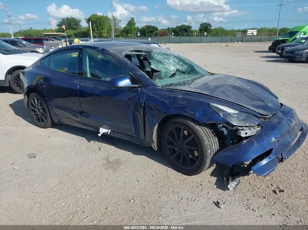 5YJ3E1EB1NF234638 2022 TESLA MODEL 3 - Image 1