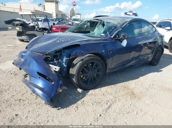 5YJ3E1EB1NF234638 2022 TESLA MODEL 3 - Image 2