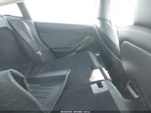 5YJ3E1EB1NF234638 2022 TESLA MODEL 3 - Image 8