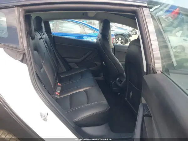 5YJ3E1EB1NF234641 2022 TESLA MODEL 3 - Image 8