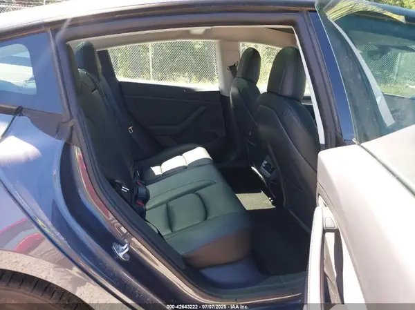 5YJ3E1EB1NF237216 2022 TESLA MODEL 3 - Image 8