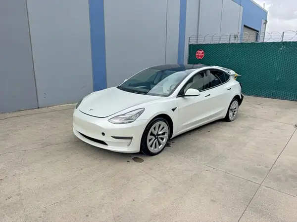 5YJ3E1EB1NF241508 2022 TESLA MODEL 3 - Image 2