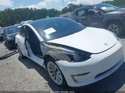 5YJ3E1EB1NF241556 2022 TESLA MODEL 3