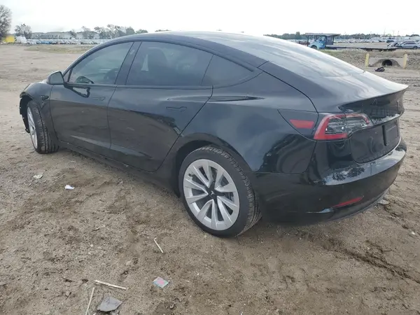 5YJ3E1EB1NF243484 2022 TESLA MODEL 3 - Image 2