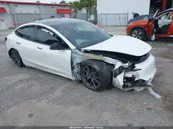 5YJ3E1EB1NF246157 2022 TESLA MODEL 3