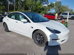 5YJ3E1EB1NF251066 2022 TESLA MODEL 3