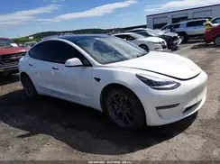 5YJ3E1EB1NF251083 2022 TESLA MODEL 3