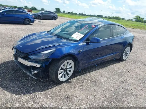 5YJ3E1EB1NF251505 2022 TESLA MODEL 3 - Image 2