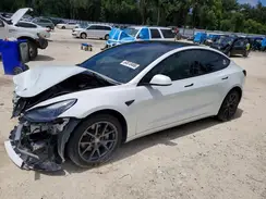 5YJ3E1EB1NF252086 2022 TESLA MODEL 3