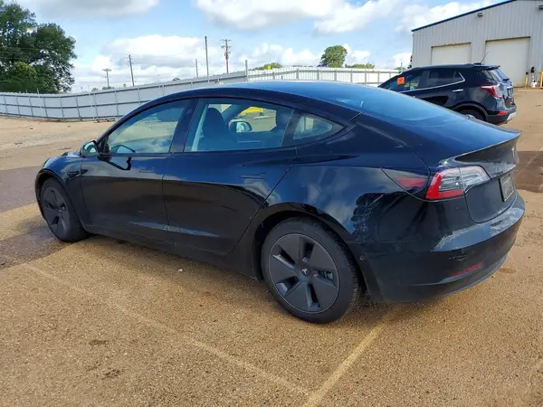 5YJ3E1EB1NF255778 2022 TESLA MODEL 3 - Image 2
