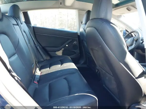 5YJ3E1EB1NF257059 2022 TESLA MODEL 3 - Image 8