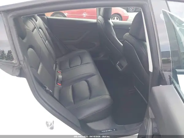 5YJ3E1EB1NF257272 2022 TESLA MODEL 3 - Image 8