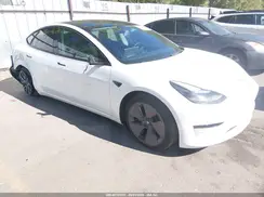 5YJ3E1EB1NF257885 2022 TESLA MODEL 3