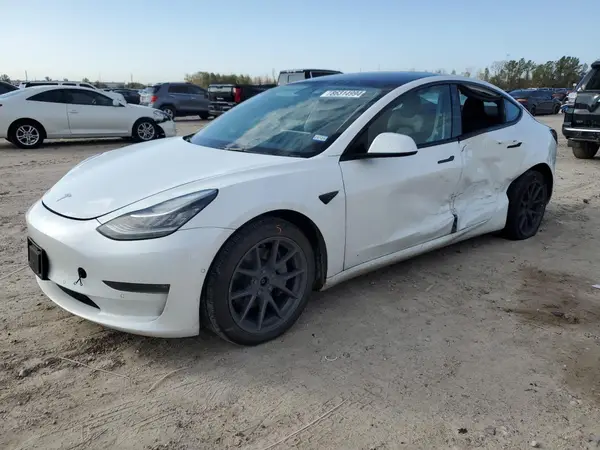 5YJ3E1EB1NF260978 2022 TESLA MODEL 3 - Image 1