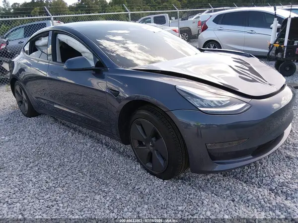 5YJ3E1EB1NF263203 2022 TESLA MODEL 3 - Image 1