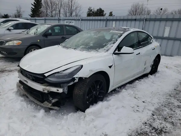 5YJ3E1EB1NF271656 2022 TESLA MODEL 3 - Image 1