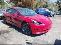 5YJ3E1EB1NF272452 2022 TESLA MODEL 3
