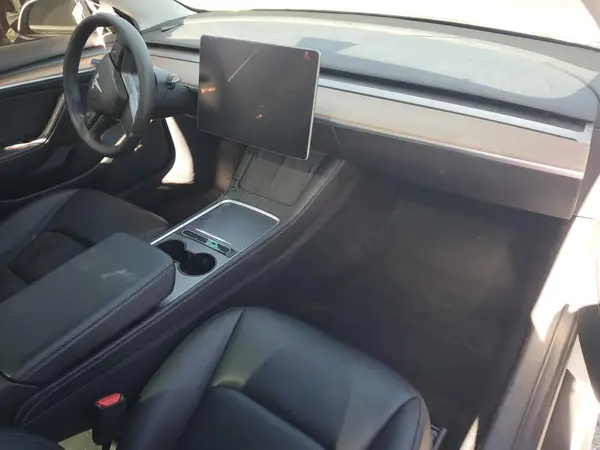 5YJ3E1EB1NF272919 2022 TESLA MODEL 3 - Image 8